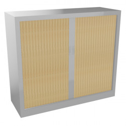 Armoire à rideaux monobloc basse H105cm corps alu/rideaux chêne naturel. Equipée de 2 tablettes + 1 jeu de rails sous le plateau