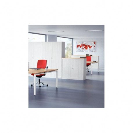 Armoire à rideaux monobloc haute H198cm corps gris/rideaux gris. Equipée de 4 tablettes + 1 jeu de rails sous le plateau supérie